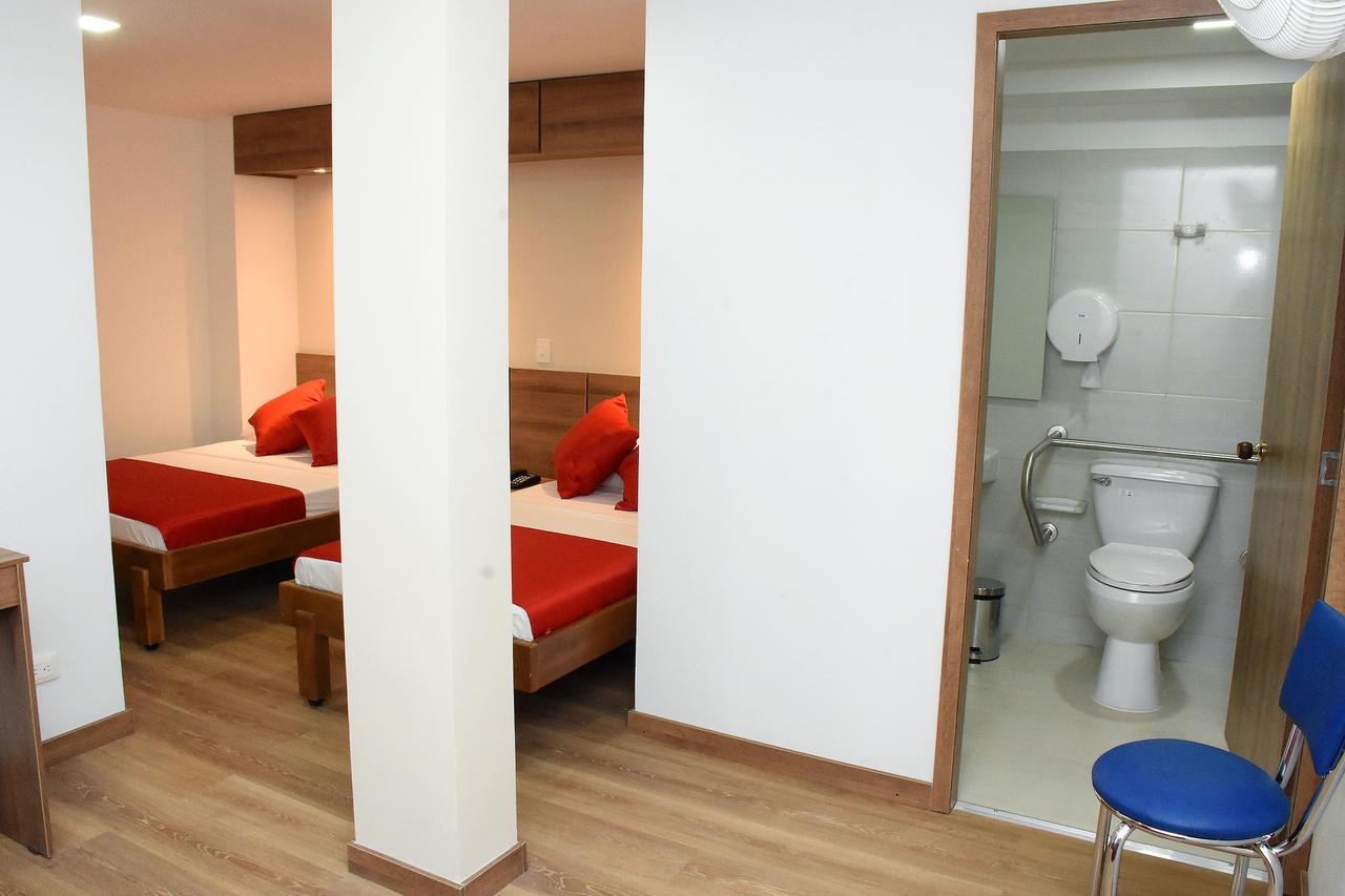 Hotel El Lago 1 Pereira Bagian luar foto