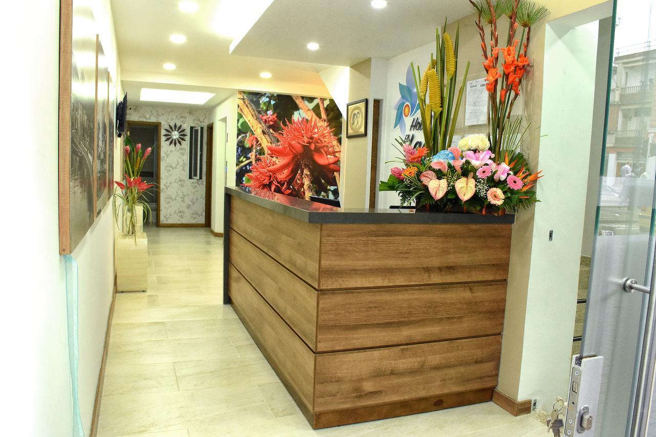 Hotel El Lago 1 Pereira Bagian luar foto